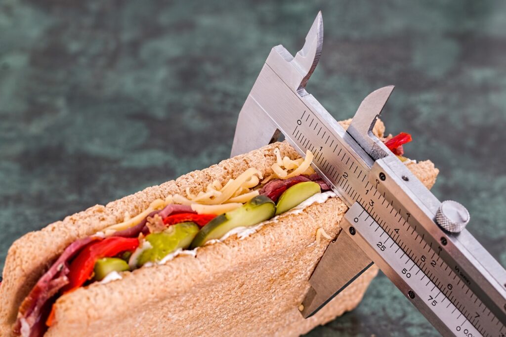 Mesure d'un sandwich afin de réduire sa faim et amplifier sa satiété dans le cadre de l'obésité à cause du stress et de la digestion